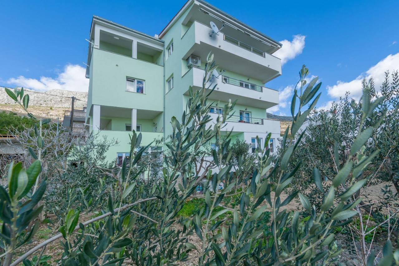 Apartment Ivano Дуги Рат Екстериор снимка
