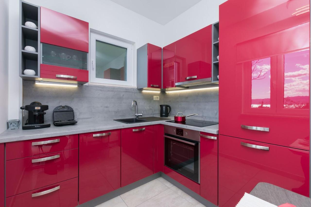 Apartment Ivano Дуги Рат Екстериор снимка