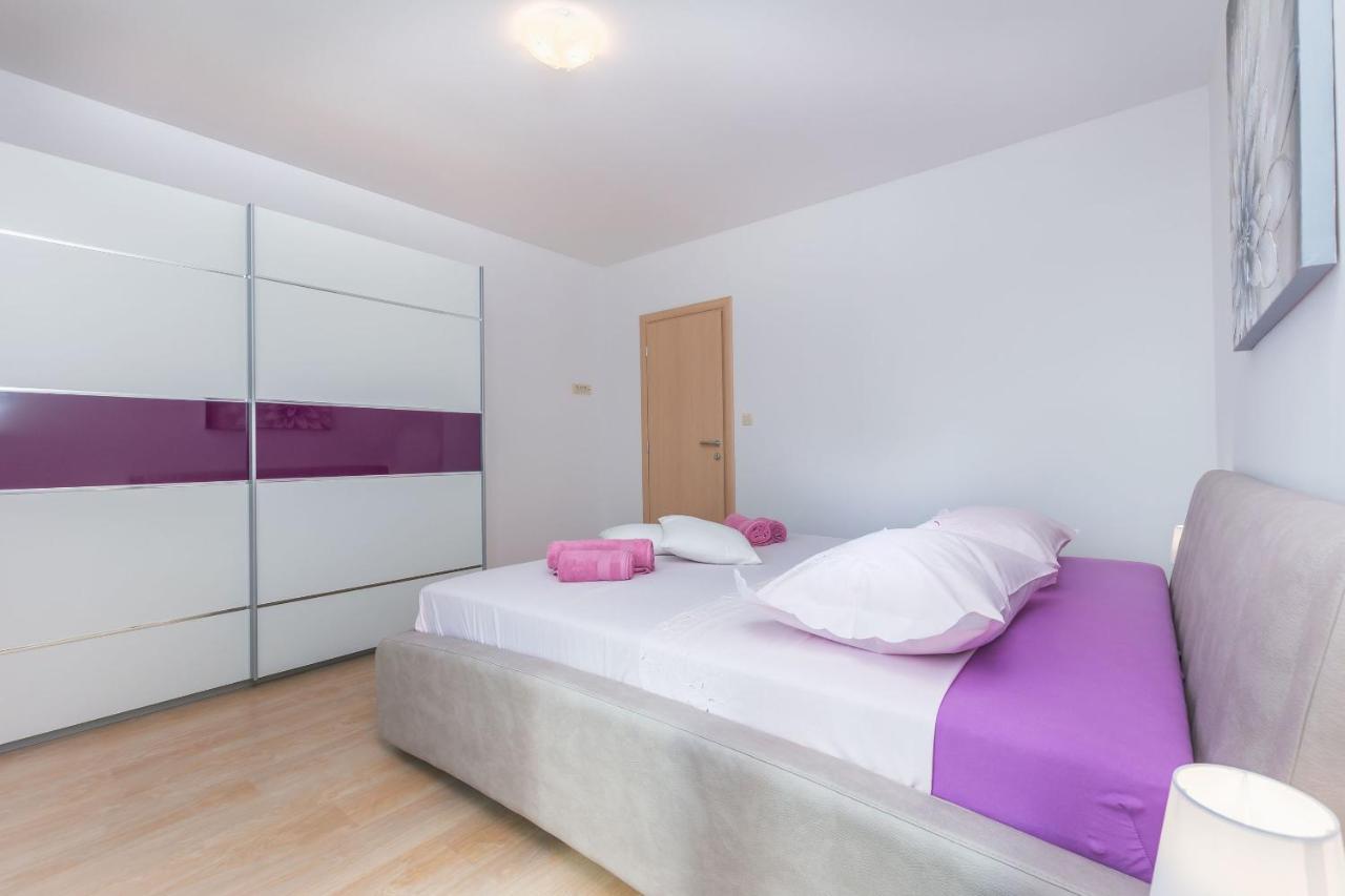 Apartment Ivano Дуги Рат Екстериор снимка