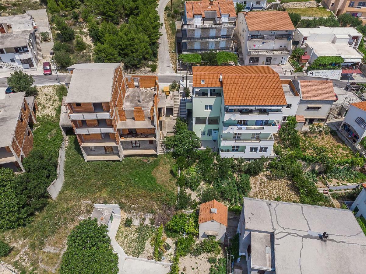 Apartment Ivano Дуги Рат Екстериор снимка